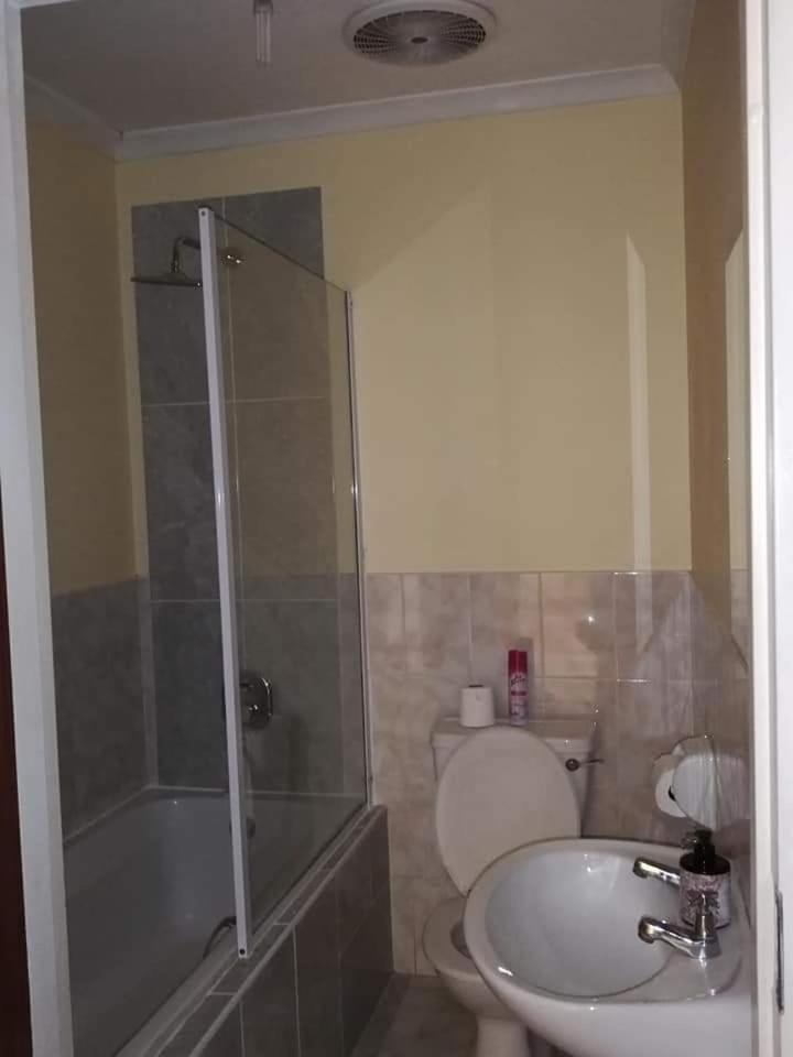 Eagle'S Nest B&B Куинстаун Экстерьер фото